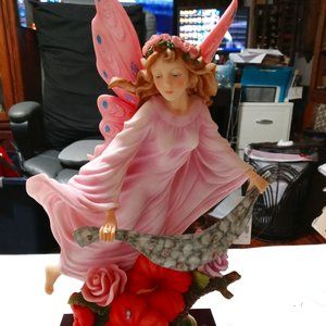 SUPER RARE Vintage Fairy with Hibiscus from the De Capoli Collection